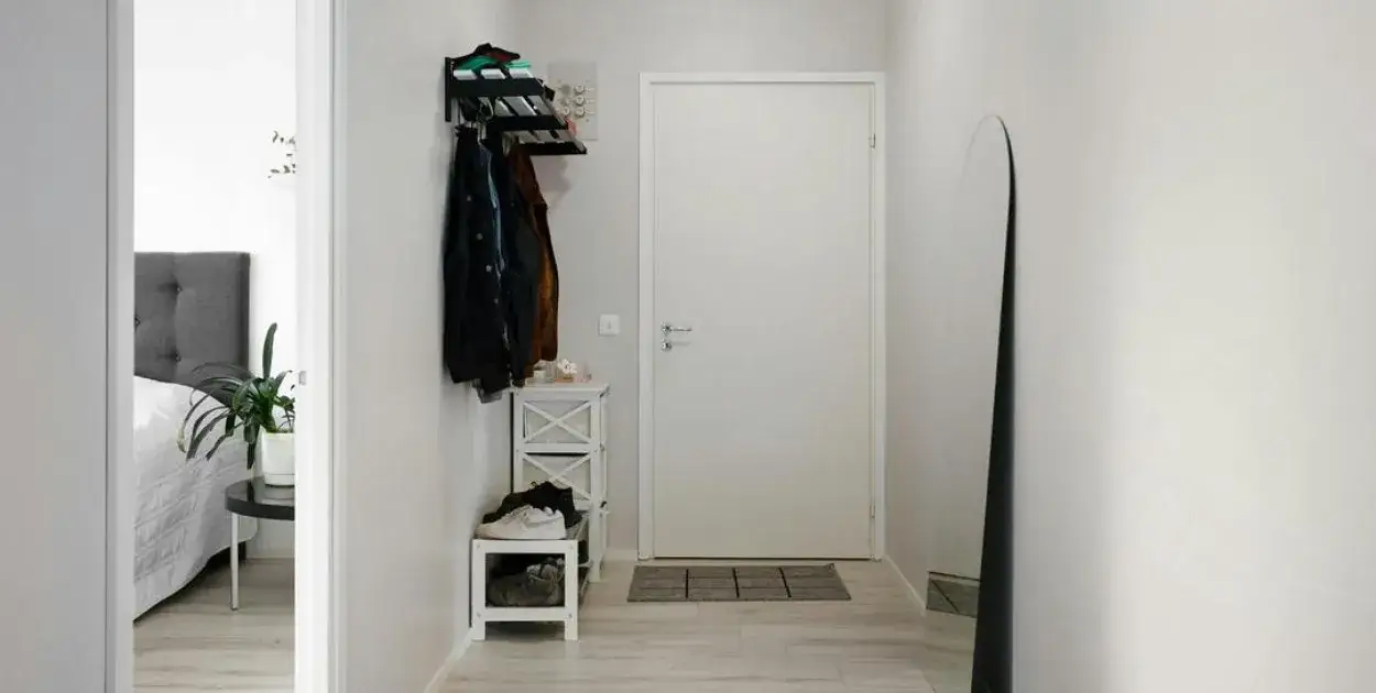 Wieszak w przedpokoju na optymalnej wysokości