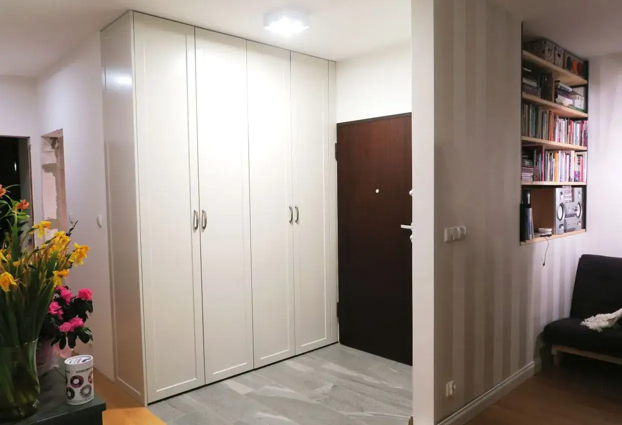 szafa na wymiar wnęka przedpokój